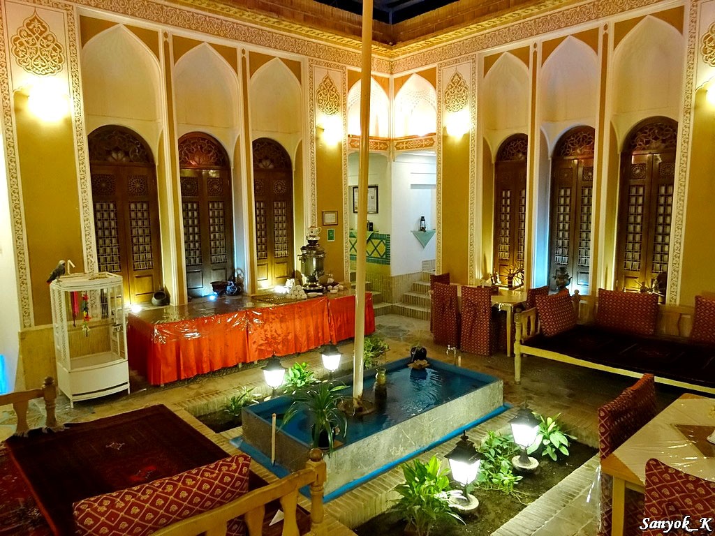 9979 Yazd Lab e Khandagh traditional hotel Йезд Отель Лаб е Хандаг