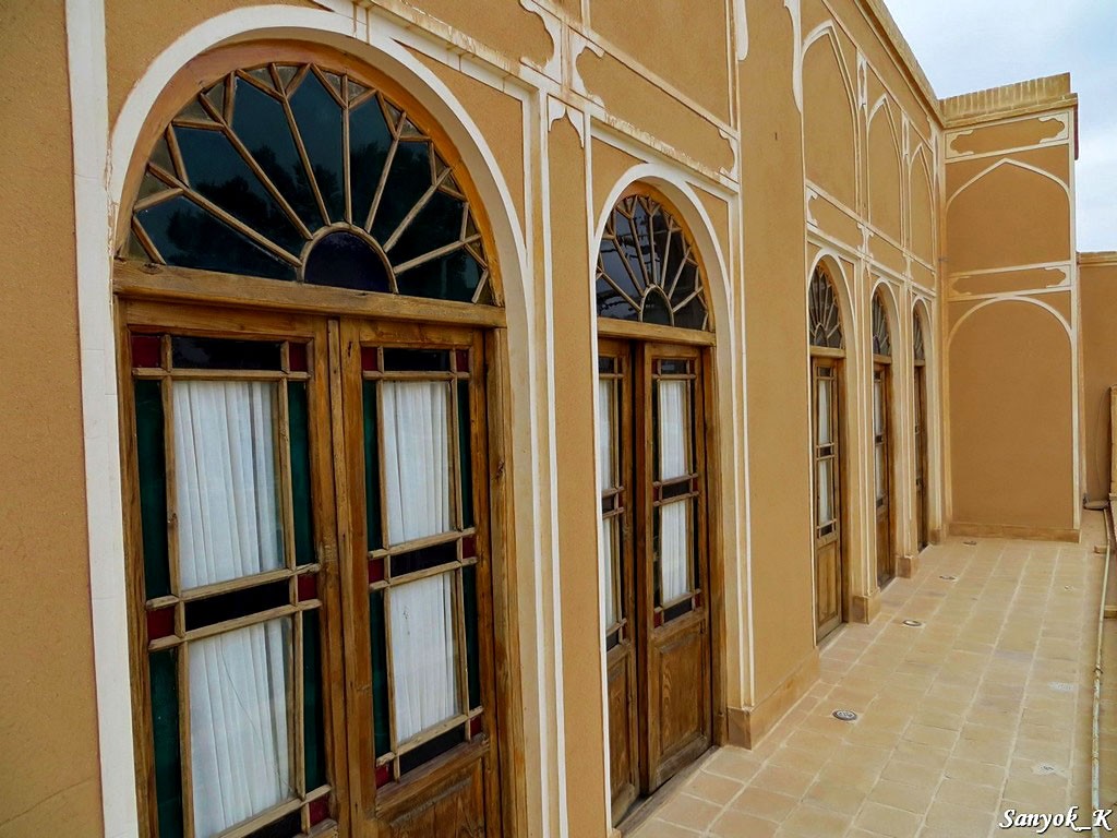 7890 Yazd Mehr traditional hotel Йезд Отель Мехр