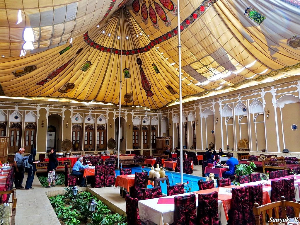 7891 Yazd Mehr traditional hotel Йезд Отель Мехр
