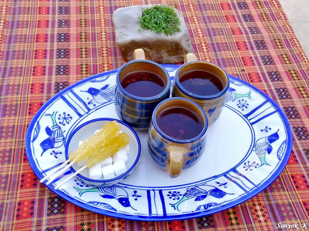 4029 Yazd Art house chaykhaneh cinnamon tea saffron tea Yazd Art house chaykhaneh Йезд Чайхана Арт Хаус шафрановый чай