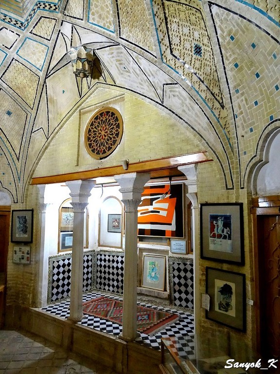 1826 Shiraz Forough ol Molk House Meshkinfam Шираз Дом Форуг ол Молк