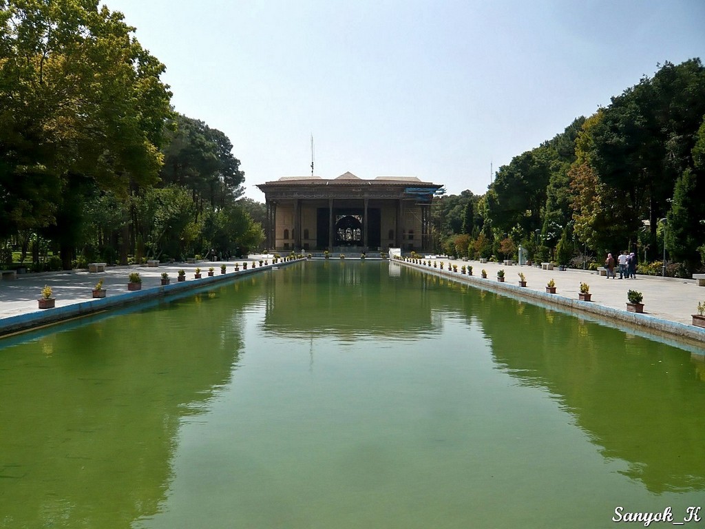 2166 Isfahan Chehel Sotun Исфахан Дворец Чехель Сотун