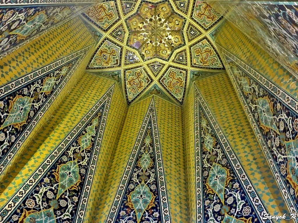 0034 Hamadan Baba Taher Oryan mausoleum Хамадан Мавзолей Баба Тахер Орьян
