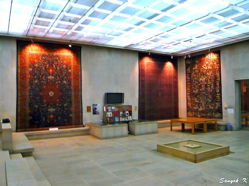 0677 Tehran Carpet museum Тегеран Музей ковров
