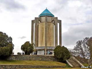 0030 Hamadan Baba Taher Oryan mausoleum Хамадан Мавзолей Баба Тахер Орьян